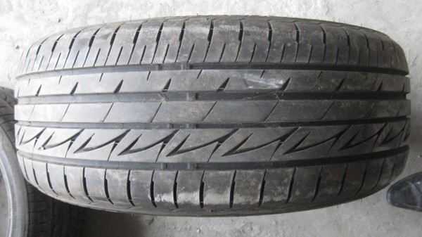 热销二手汽车 215 朗动 17寸汽车轮胎 45R17普