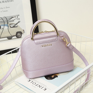 十字纹牛皮贝壳包