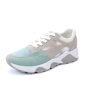 女生韩版平底板鞋