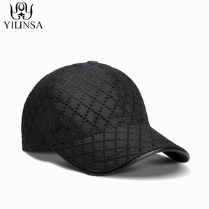 青年格纹黑色棒球帽