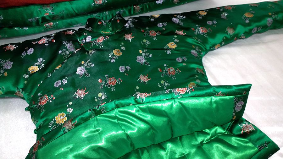 绿色高级织锦软缎连袖传统大襟棉袄,棉裤手工定做