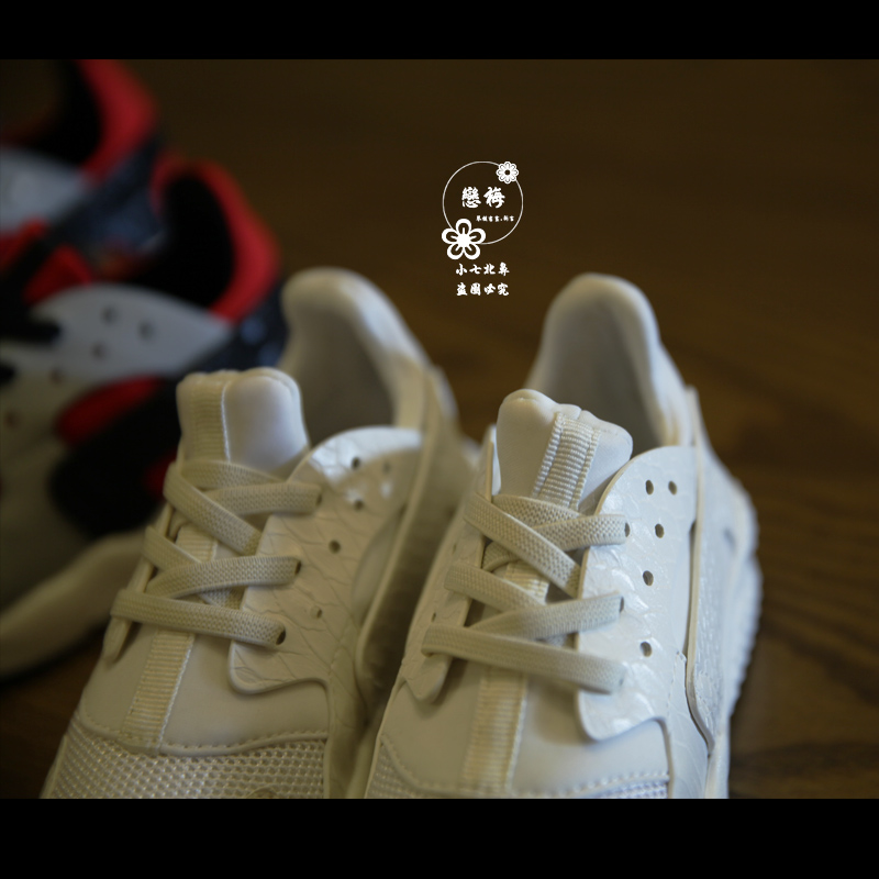 大阪 男童旅游鞋女童时尚弹力跑鞋 黑白儿童运