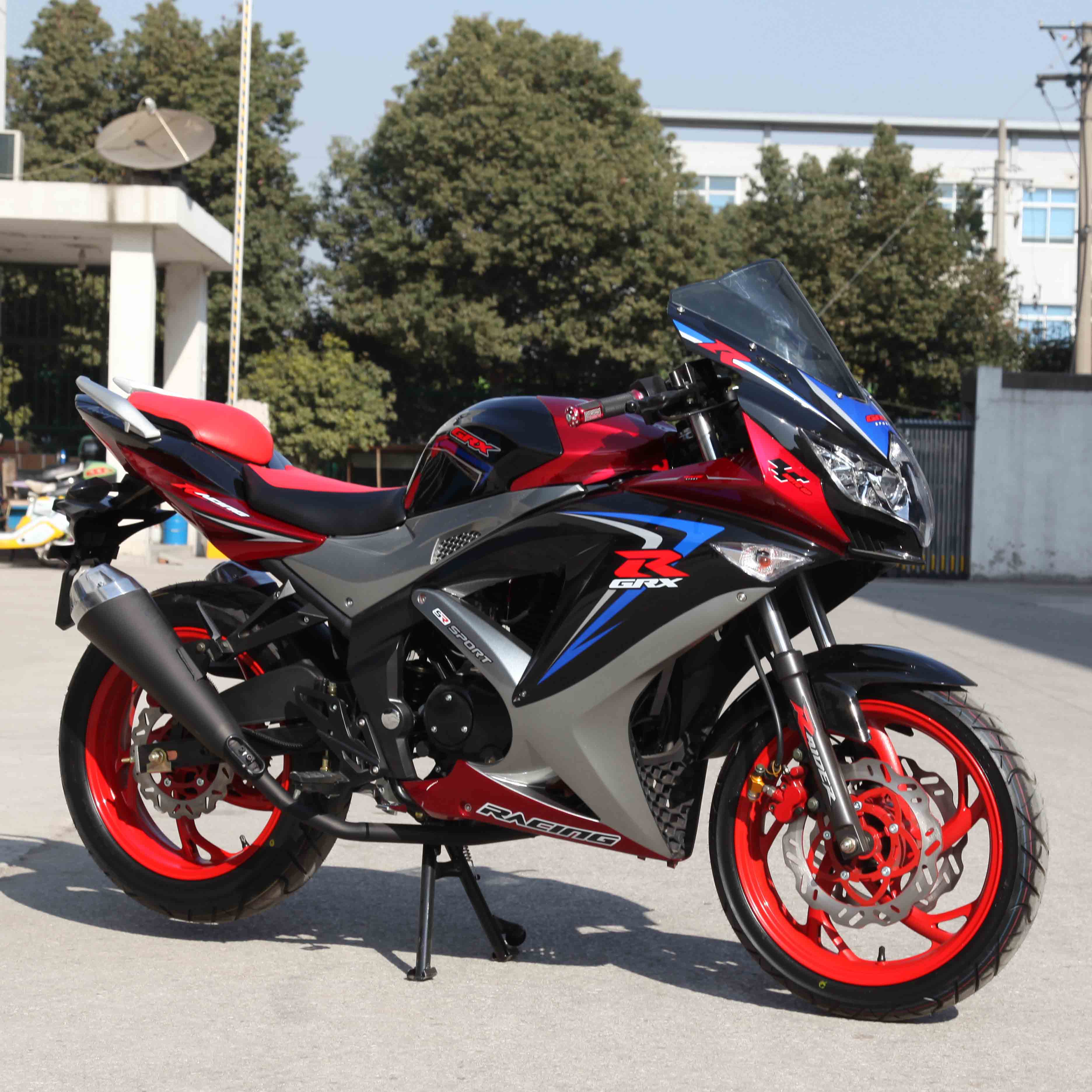 正品[摩托车几千公里换机油]摩托车几公里换机