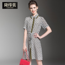隆缘裳春装2017新款百搭修身时尚动物印花一步真丝连衣裙女夏2957图片