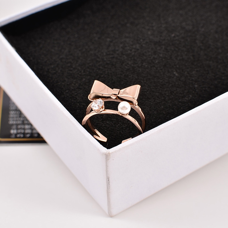 品[戒指戴法 讲究]戒指戴法评测 男士戒指戴法图