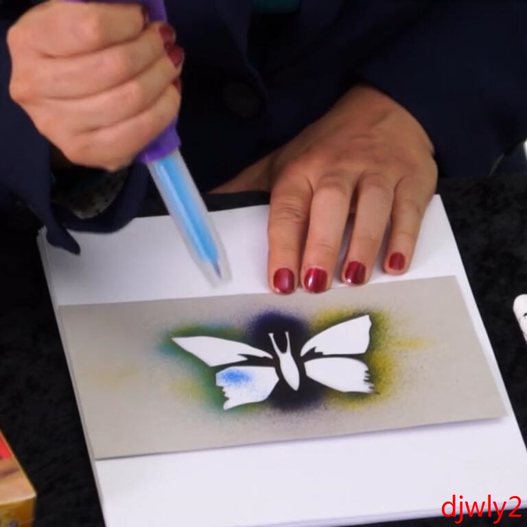 口红]厚嘴唇怎么画口红评测 如何画口红视频图