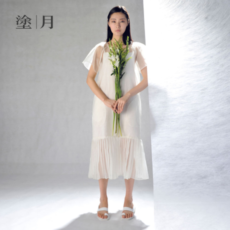 涂月原创真丝欧根纱连衣裙夏 长款宽松短袖百褶性感透视罩衫防晒商品大图