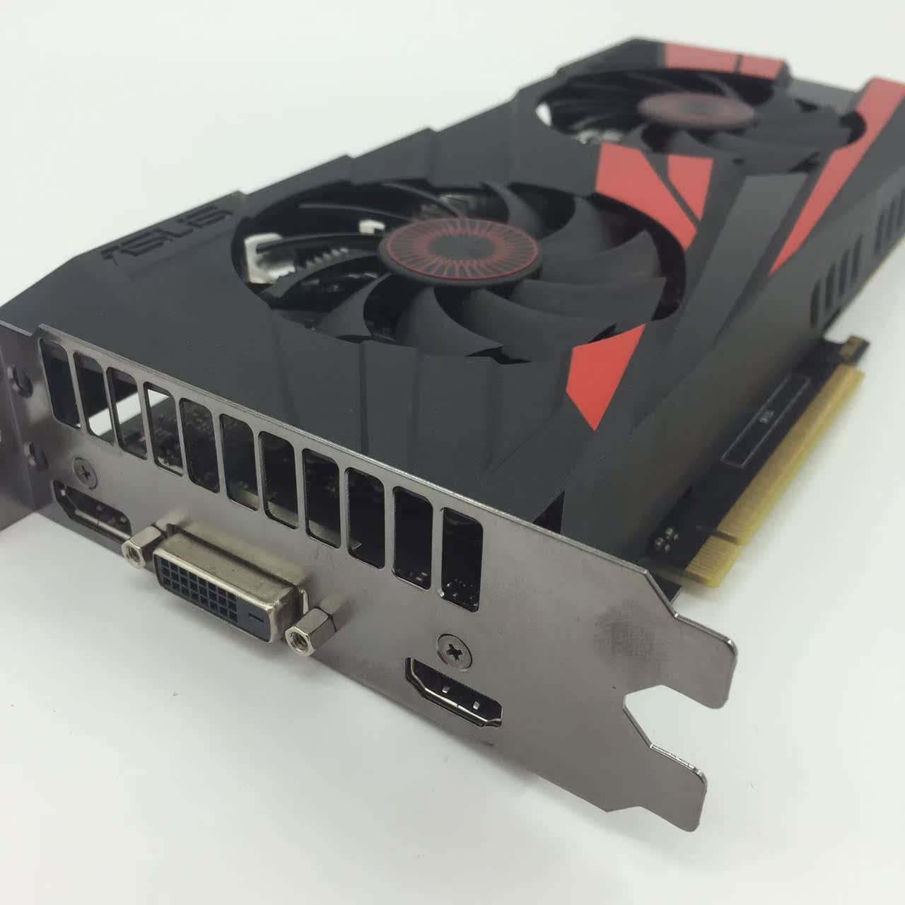 华硕gtx1060-o3g游戏显卡超迪兰rx470d蓝宝石rx570白金影驰
