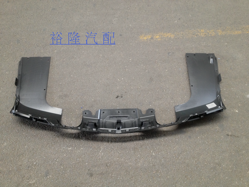 凯迪拉克srx10-16款原装前保险杠 前杠蒙皮 前杠上段 前杠