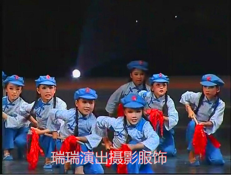 六一小荷风采儿童红军表演服八路军演出服闪闪红星红缨枪舞台服装