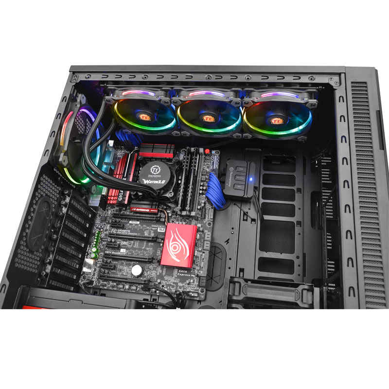 cpu一体式水冷能用多久_一体水冷cpu风扇转速_显卡水冷一体