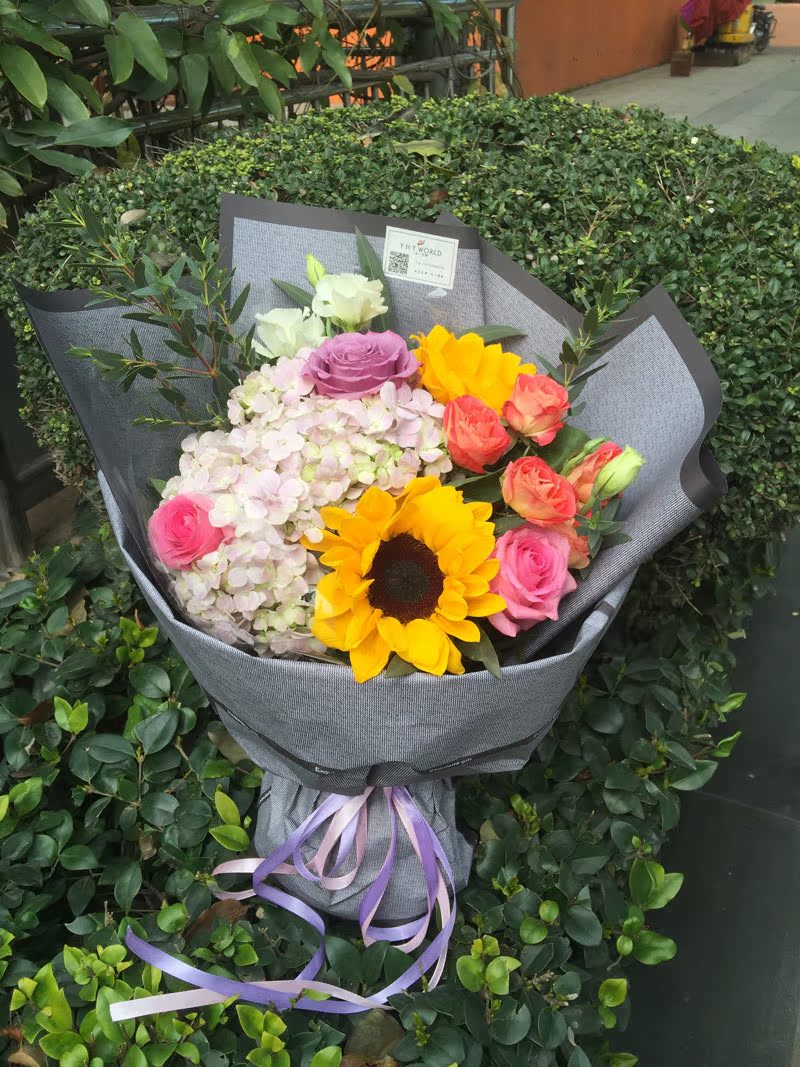 情人节 教师节 向日葵花束 一花一世界 南昌同城鲜花