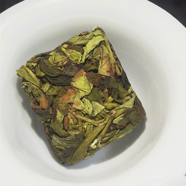 漳平水仙茶饼特色方块纯手工饼状乌龙茶特级兰花香水仙公主原产地