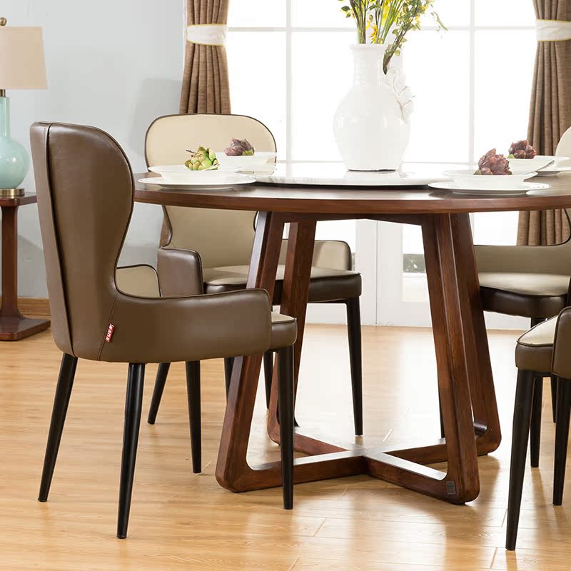 顾家家居北欧简约实木组合家具餐桌餐椅吃饭桌子椅子pt1799餐桌  价格