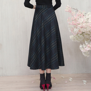 复古羊毛呢加厚格子长裙