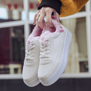 秋冬季系带小白鞋