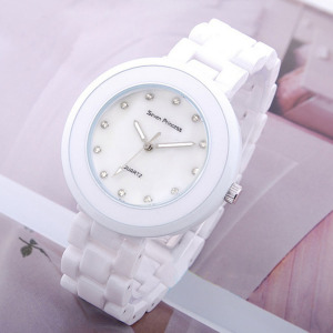 白色陶瓷防水腕表 