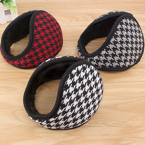 正品[耳朵戴耳钉过敏]小耳朵戴耳钉的图片评测