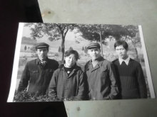 黑白老照片室外男女四人合影旧照片80年代拍摄老物件怀旧收藏真品
