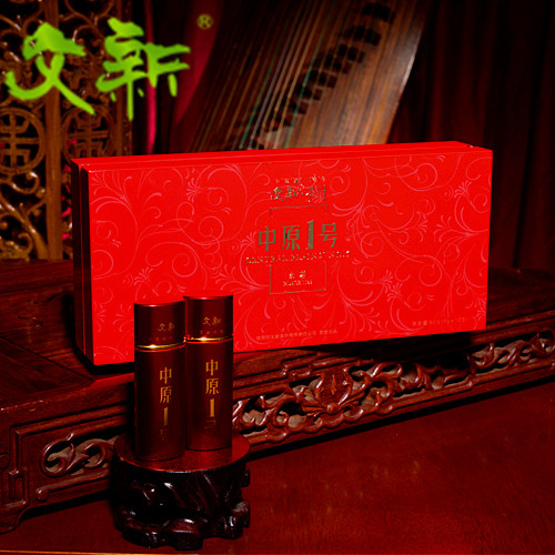 文新茶叶 信阳红壹号 红茶茶叶精品 高档铁艺礼盒5克*12罐