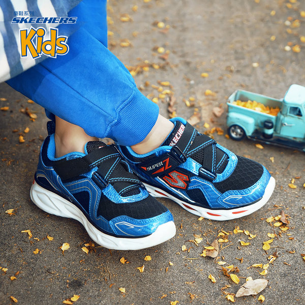Skechers斯凯奇带灯男童鞋 儿童户外运动鞋 闪灯亮光跑步鞋90385