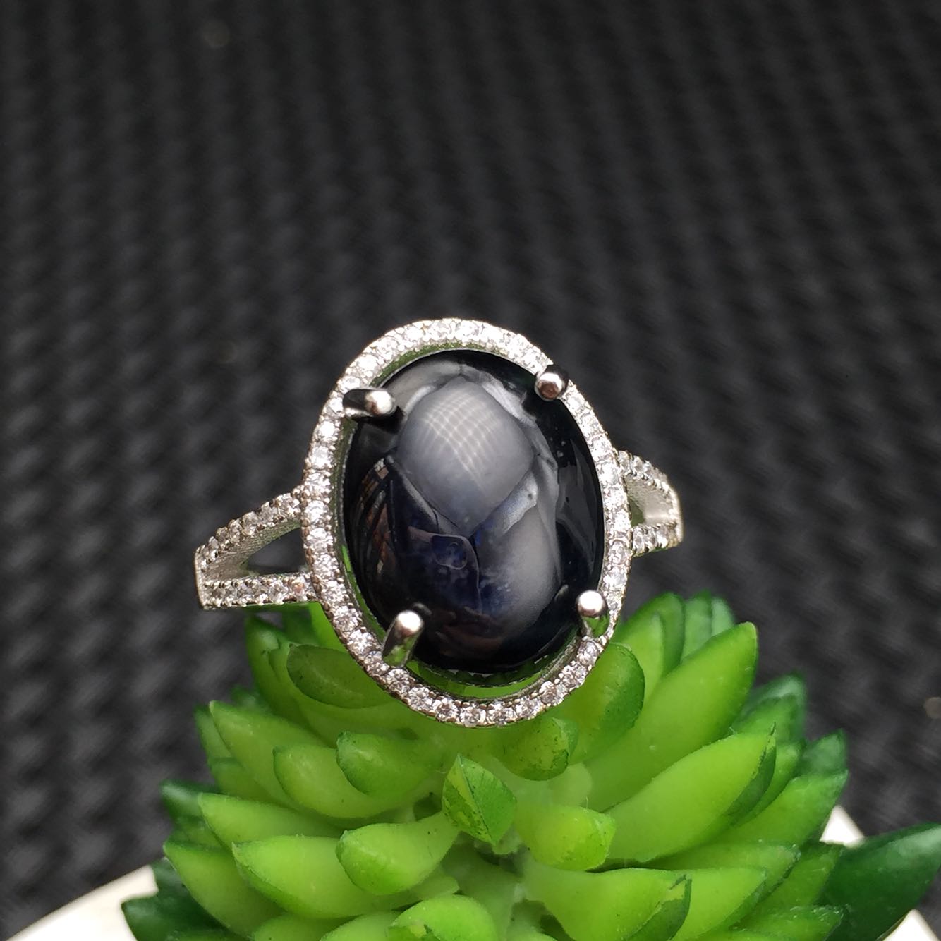 正品[昌乐蓝宝石戒指]昌乐蓝宝石戒指价格评测