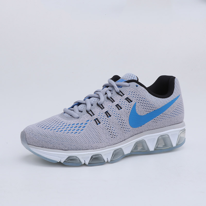 耐克足球鞋怎么看真假 鉴定耐克足球鞋真假信