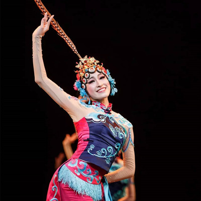 俏花旦翎子演出服成人小花旦儿童戏曲服京剧心有翎兮舞蹈表演服装