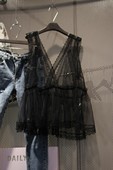 时尚 1117 百搭V领蕾丝裙摆吊带打底背心蕾丝衫 新款 韩国东大门夏装