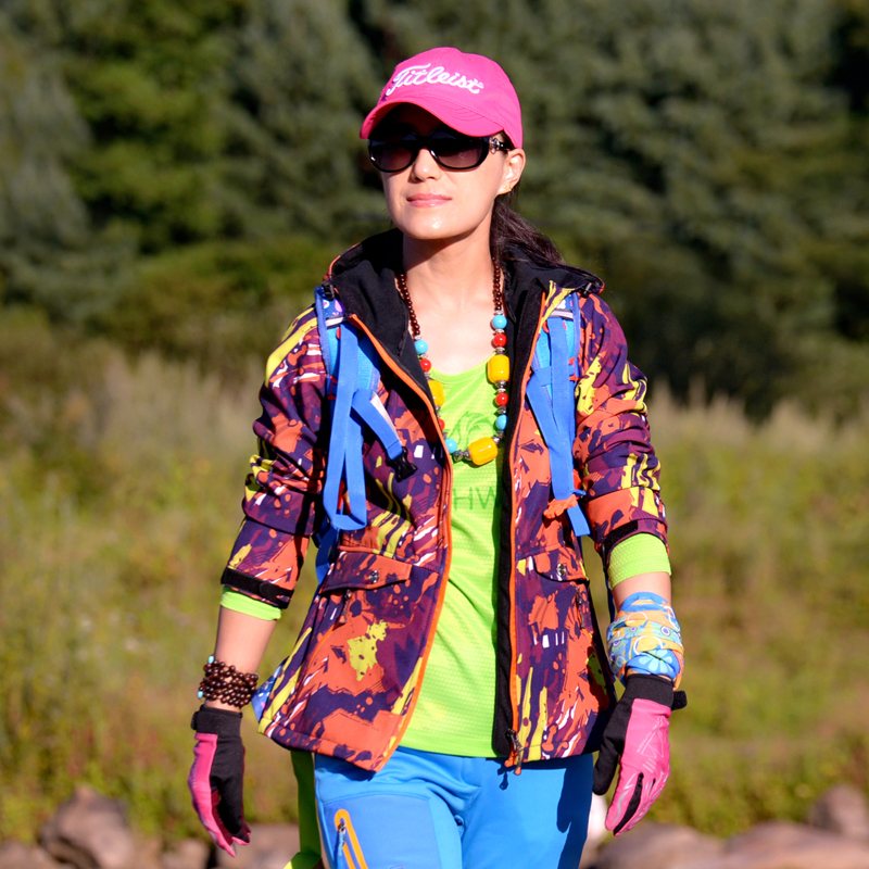 正品[登山服女]户外运动女登山服评测 登山服品