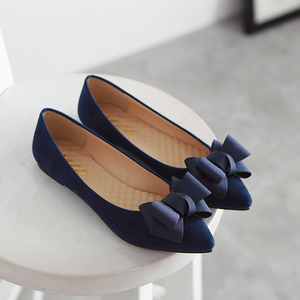 秋季百搭尖头浅口平底鞋