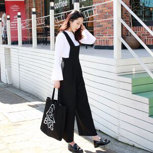 韩国秋冬呢背带阔腿裤
