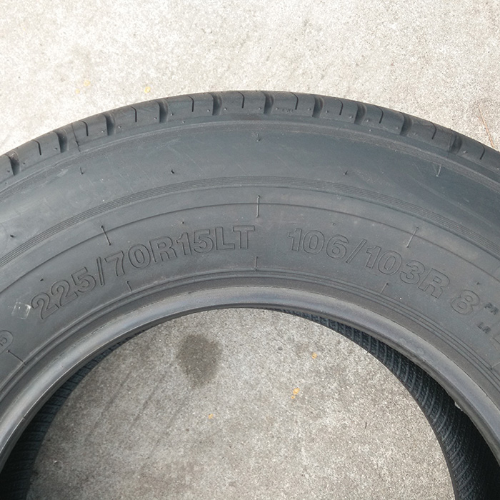 万力225/70r15 106/103r福特全顺江铃宝典皮卡商务车加厚汽车轮胎