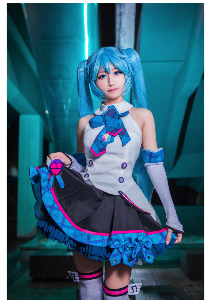 cosplay服装专卖店女生,女生cos男妆的画法 火花动漫vocaloid初音2017魔法未来演唱会cosplay服装女生裙子