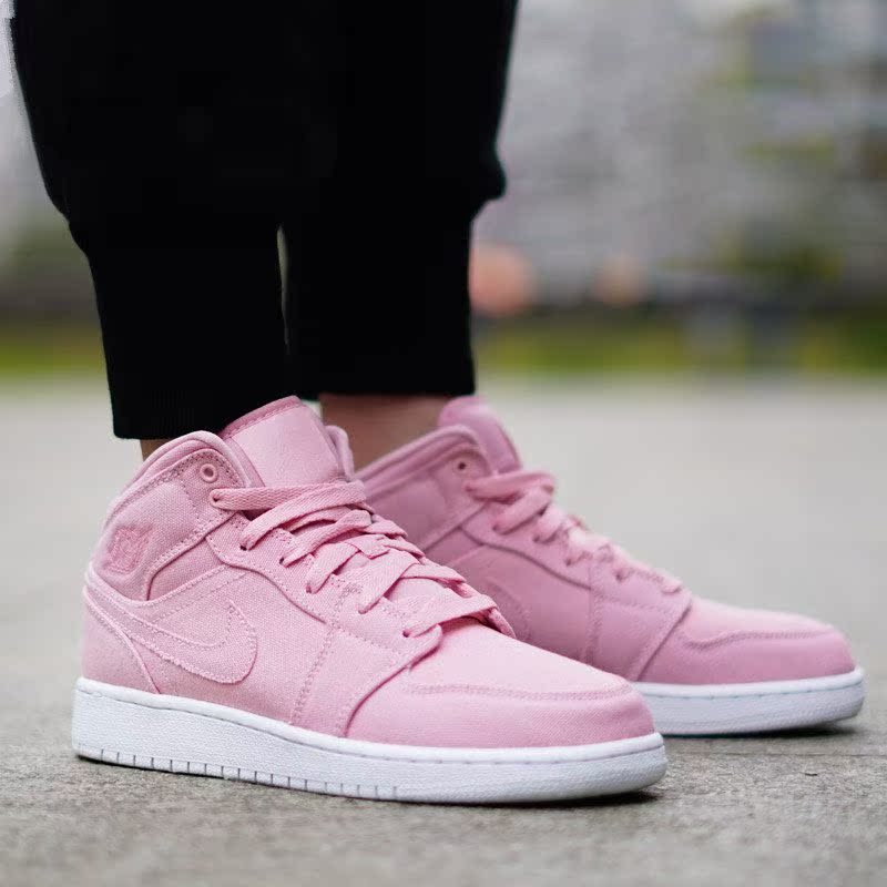 耐克nike air jordan 1 mid gs aj1樱花粉 女子篮球鞋