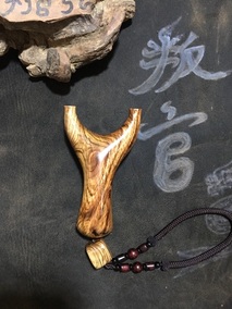 海南黄花梨紫油梨老料陈化料弹弓蜘蛛纹竞技实木木质木头原叉弹弓