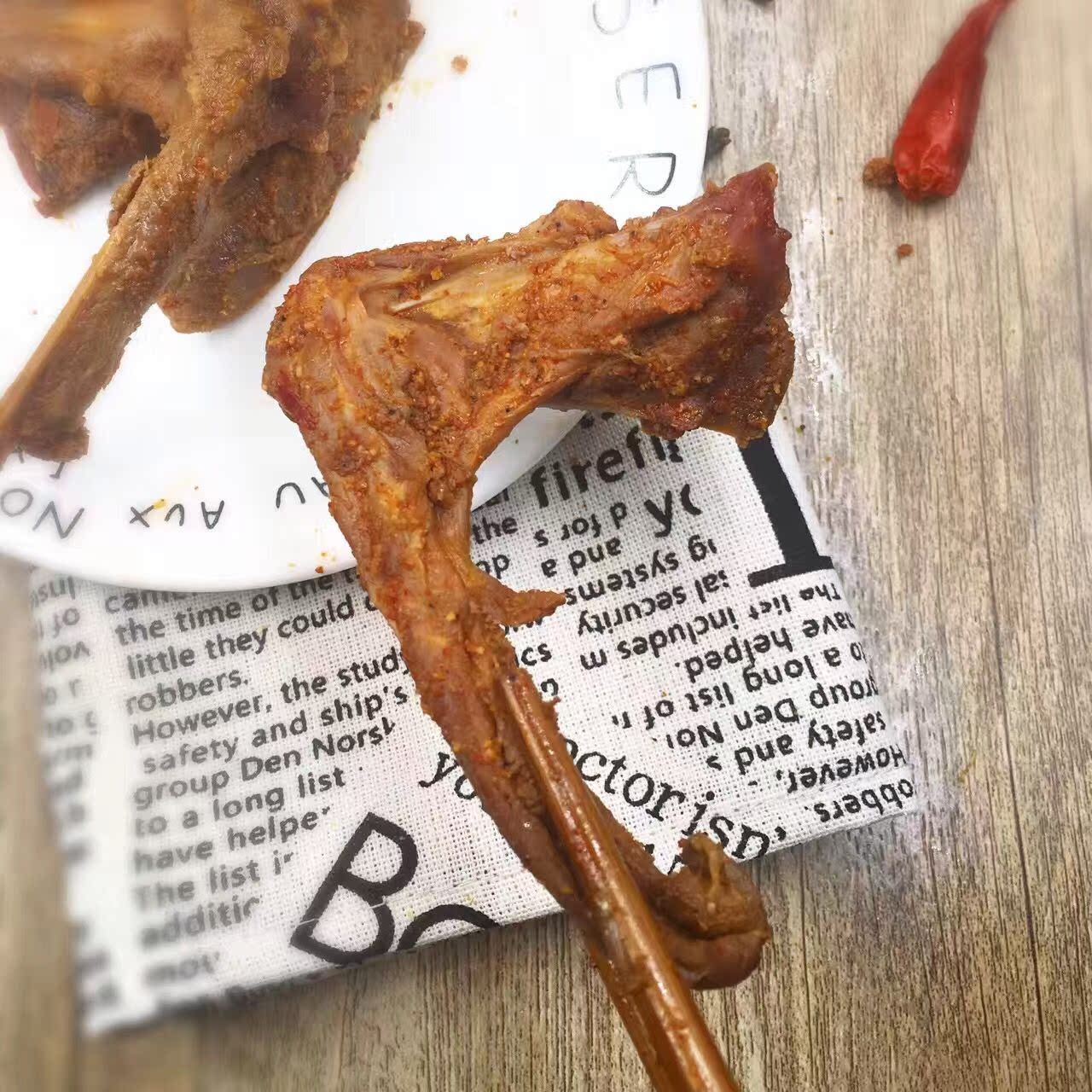 椒盐微辣鸭锁骨 鸭架 风味特产零食 盒装鸭肉类卤味零食真空小吃