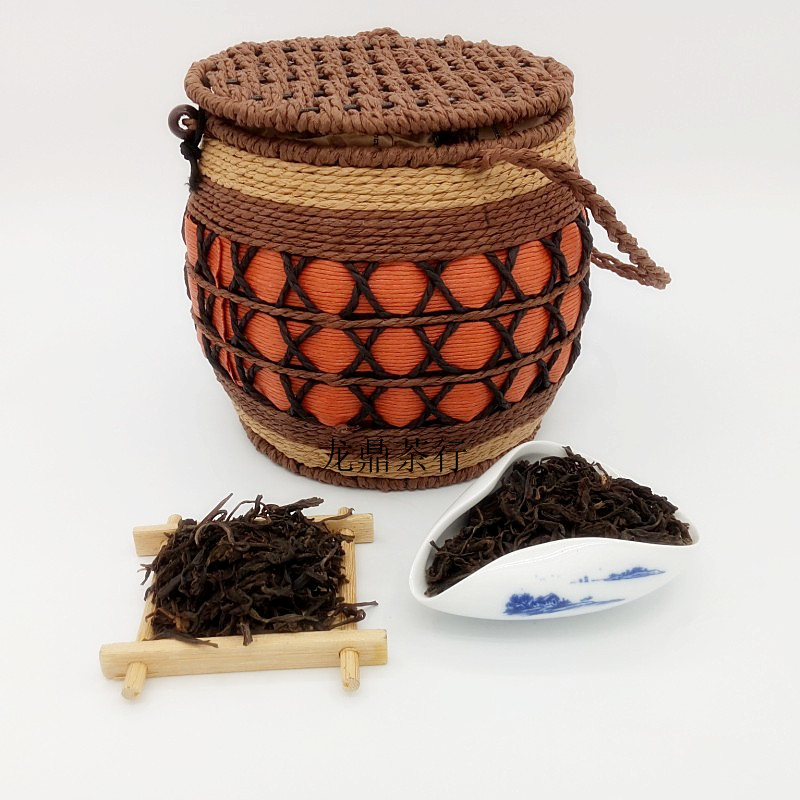 黑石山2009年广西梧州农家茶野生六堡茶篓装古树茶箐原料老树茶叶