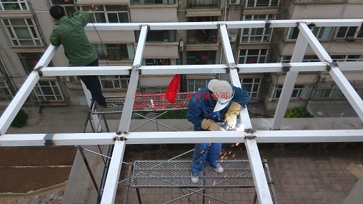 热销阳光房 山西阳泉钢结构阳光房案例 钢化玻