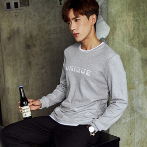 青年假两件圆领长袖T恤