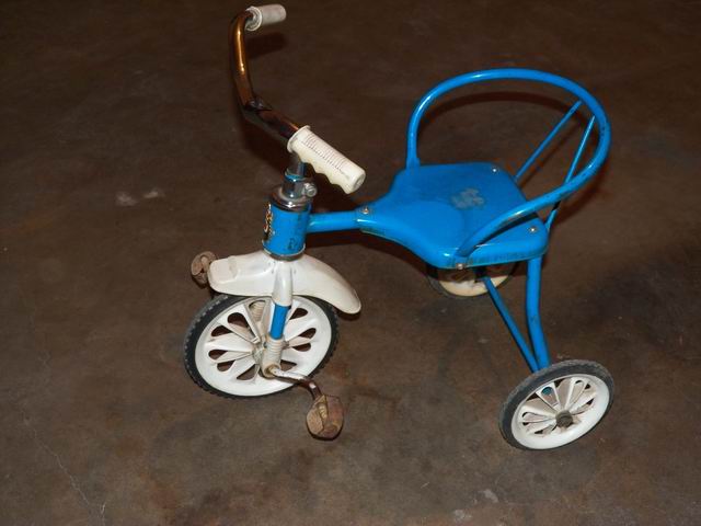 七八十年代老儿童三轮车玩具车怀旧老物件收藏六十年代老物件摆设