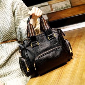 百搭复古撞色单肩斜跨手提包