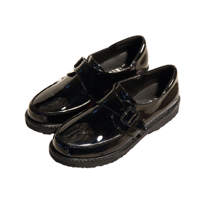 英伦学院风平底皮鞋