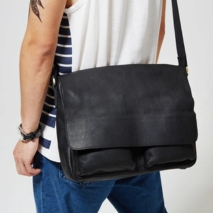 真皮男包头层牛皮大包男士单肩包斜挎包横款时
