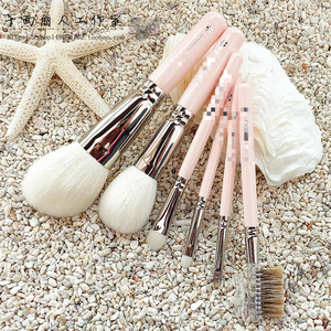 【化妆套刷图片】化妆套刷图片大全