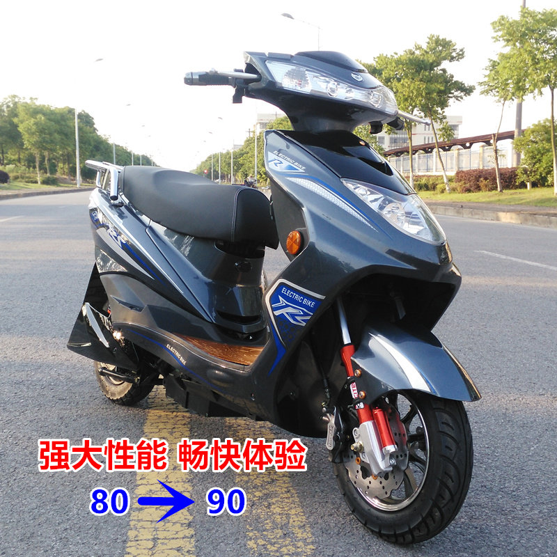 豪华型大迅鹰电动车60v72v时尚踏板车男女士电瓶车电摩讯鹰尚领