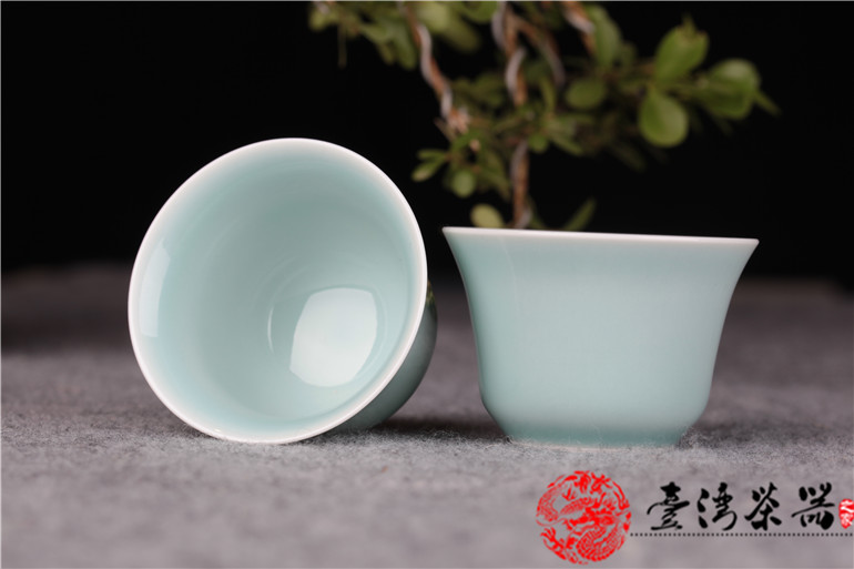 台湾晓芳窑茶具 豆青古月对杯 茶具 晓芳窑茶杯 一对