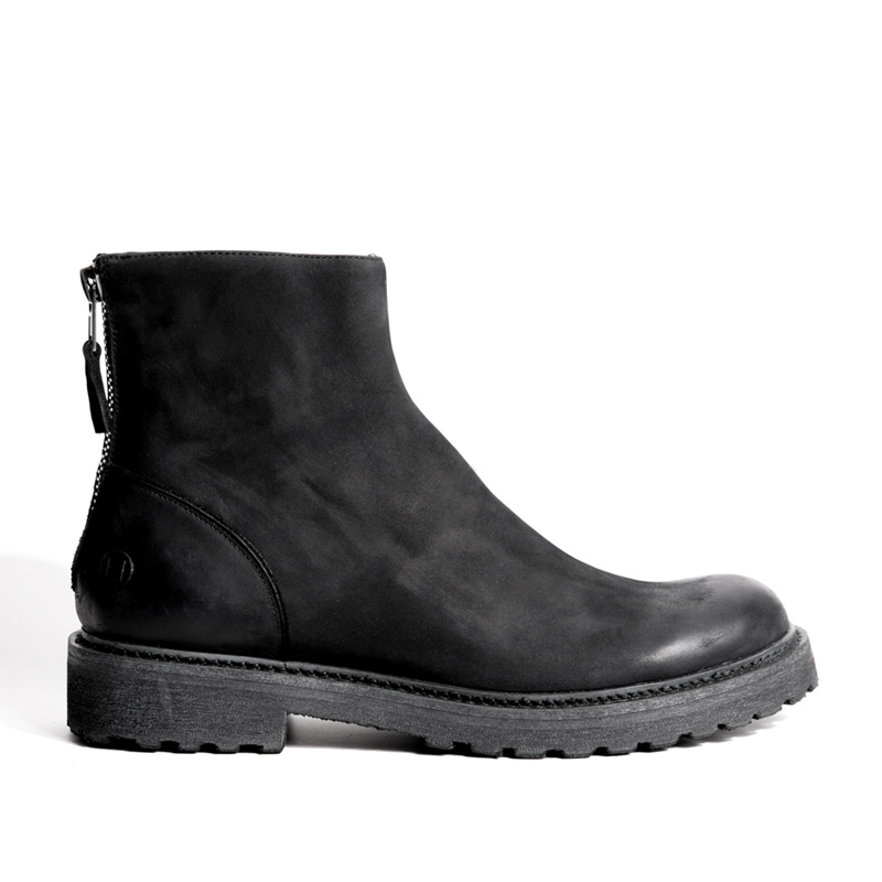 推荐最新男靴子搭配什么裤子 男靴子搭配裤子