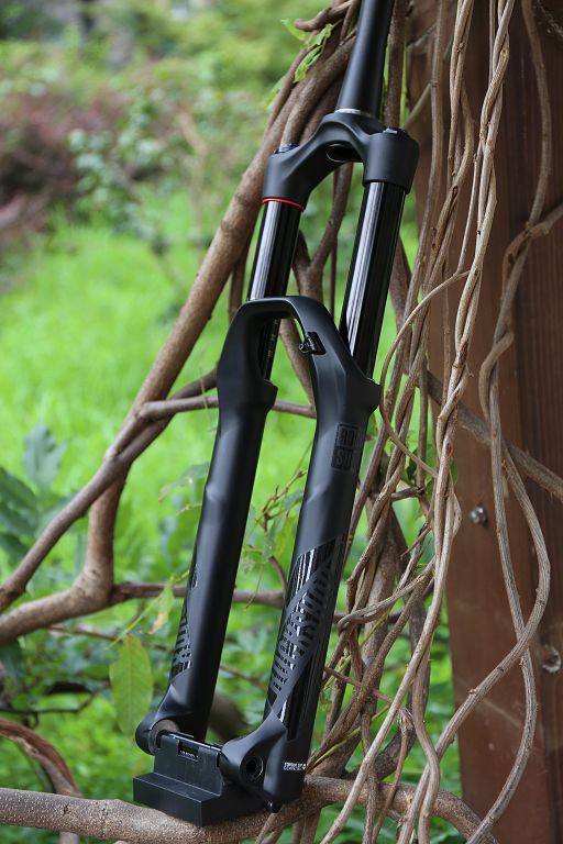 2017 rockshox lyrik rct3 am前叉pike加强版 170 180