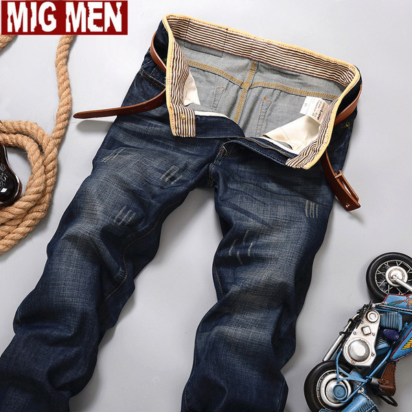 如何搭配秋冬款韩版男士牛仔裤男破洞复古宽松